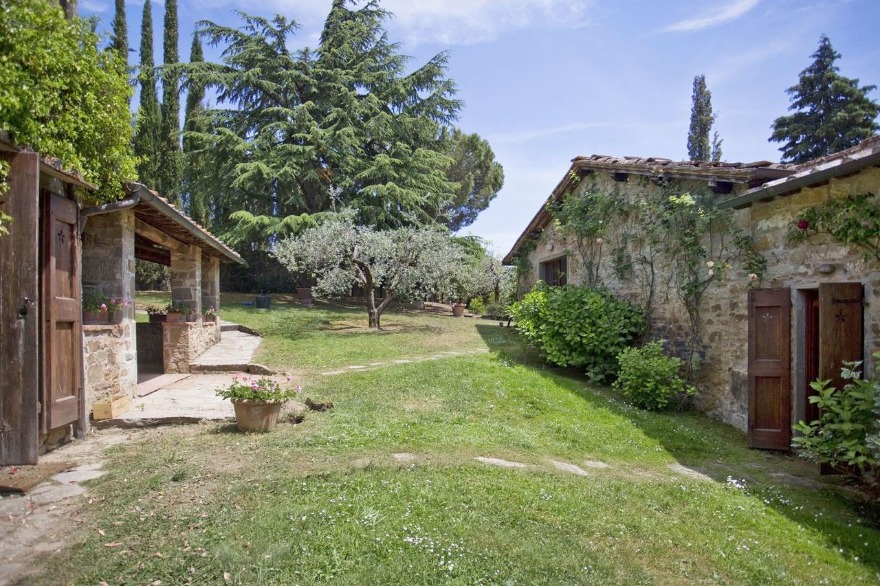 Pozza Di Volpaia By Salogi Villas Radda in Chianti Exteriér fotografie